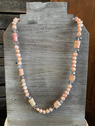 Blush Pearl Canyon Necklace