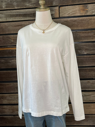 white long sleeve oversize tee

