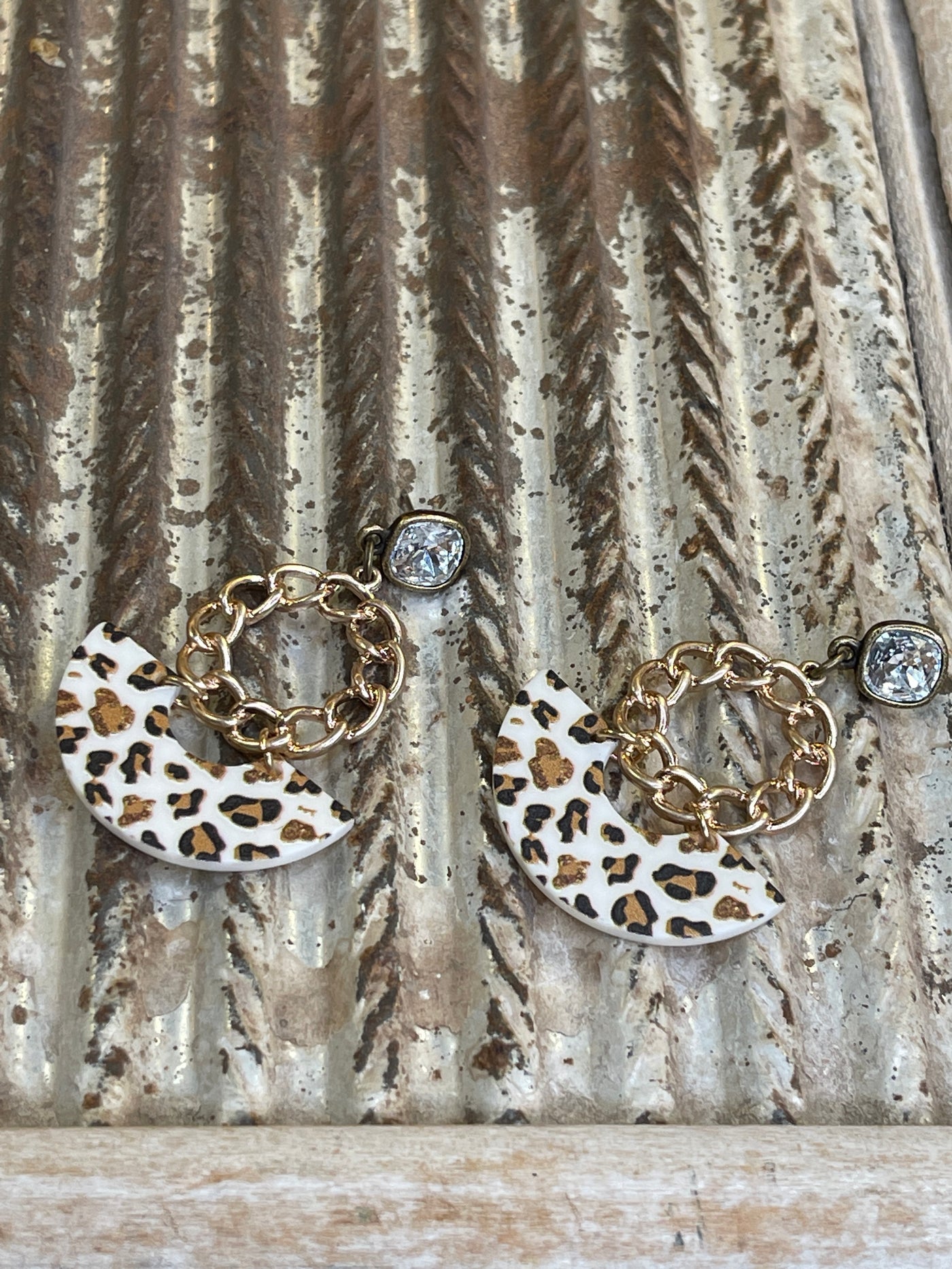 Leopard & Chain Dangle Earring